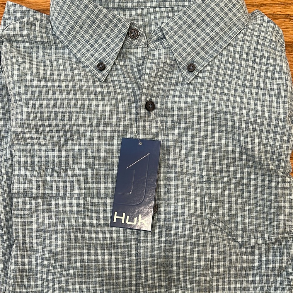 Mens HUK 2XL long sleeve button up.